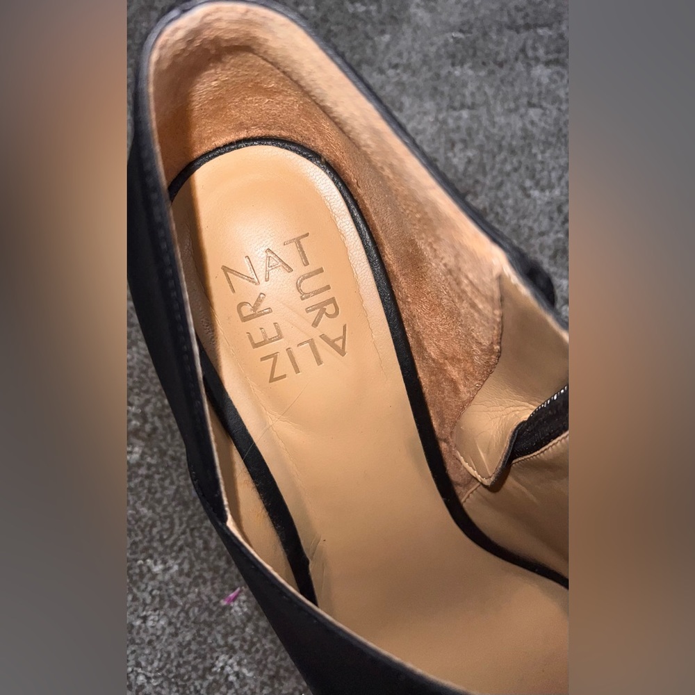 Naturalizer Shoes - Picture 5 of 6